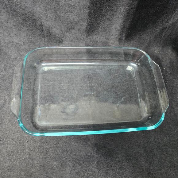 Pyrex 3 Quart Oblong Baking Dish + Metal Wicker Evergreen Tree Serve Ware Tray - Picture 5 of 10